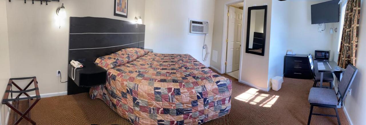 Penn Amish Motel Denver Zewnętrze zdjęcie