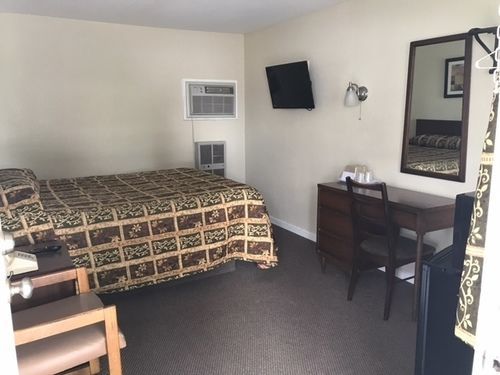 Penn Amish Motel Denver Zewnętrze zdjęcie
